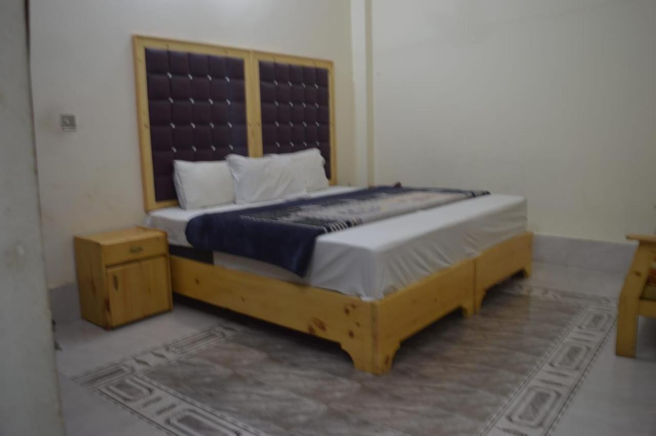 F R Darya E Swat Hotel Saidu Sharif Pokoj fotografie