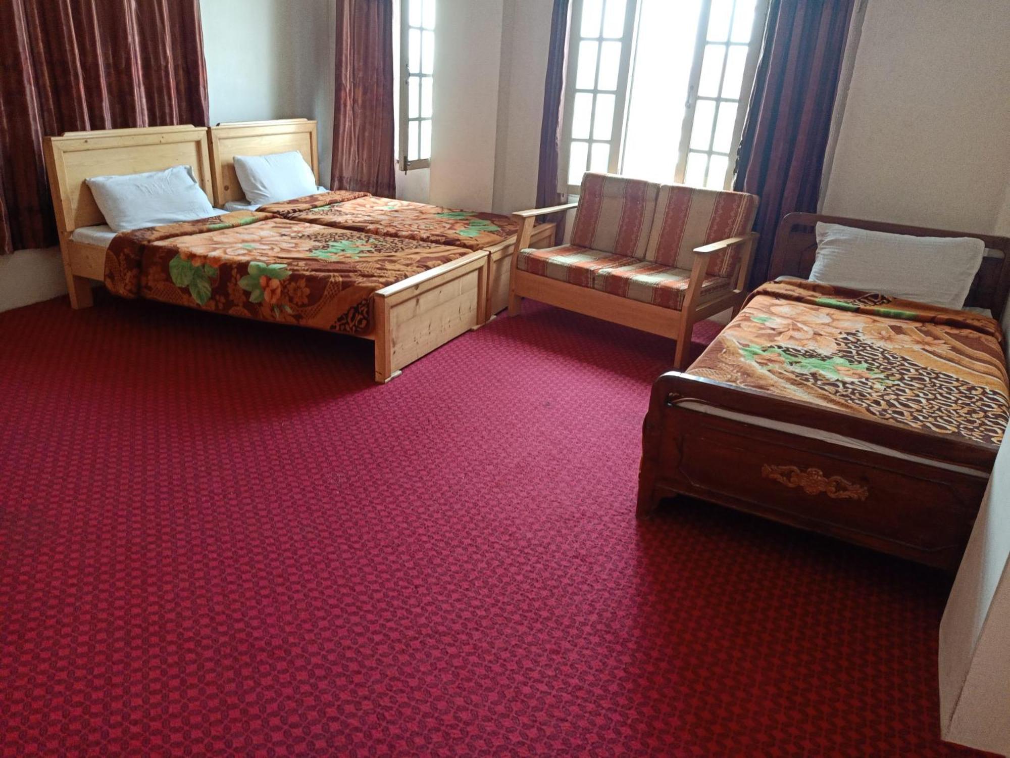 F R Darya E Swat Hotel Saidu Sharif Exteriér fotografie