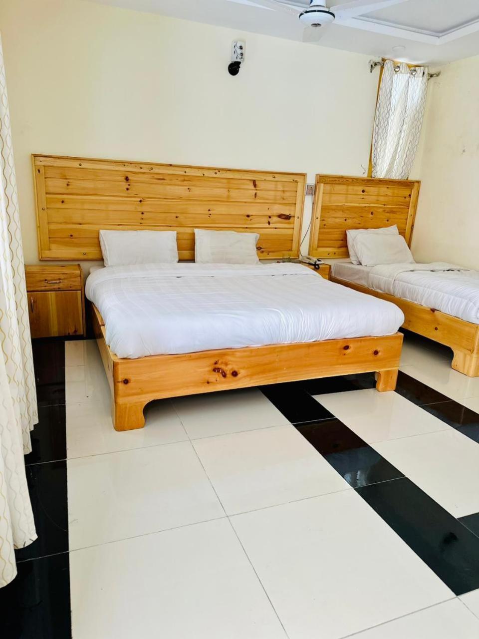F R Darya E Swat Hotel Saidu Sharif Exteriér fotografie